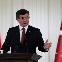 Emekli maaşı 2.400 TL artacak