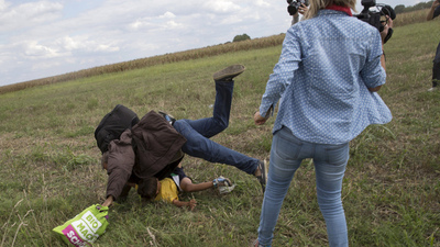 Çelme taktığı adama dava açtı!