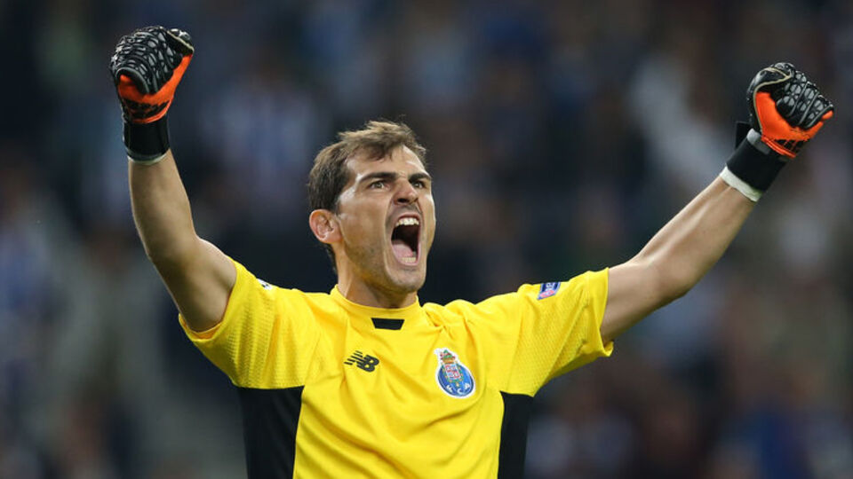 Casillas rekor kırdı!