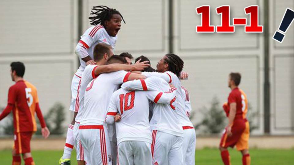 G.Saray'a tarihi fark!