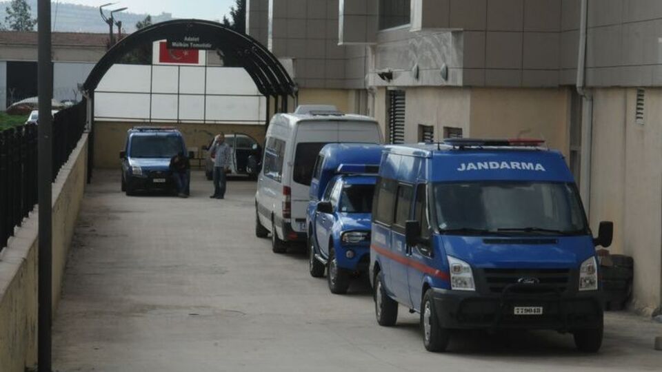 IŞİD'e katılmak isterken yakalandılar