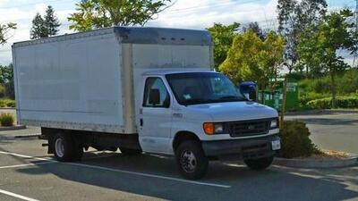 Google mühendisi kamyonda yaşıyor!