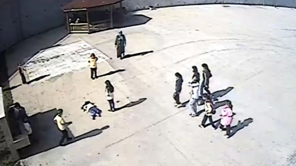 8 yaşında, okul bahçesinde kalp krizi geçirdi!