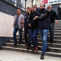 "Maddeyi sıkarken benim de elim yandı"