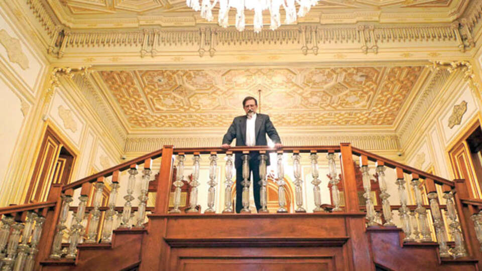 'O koltuğa oturdum'