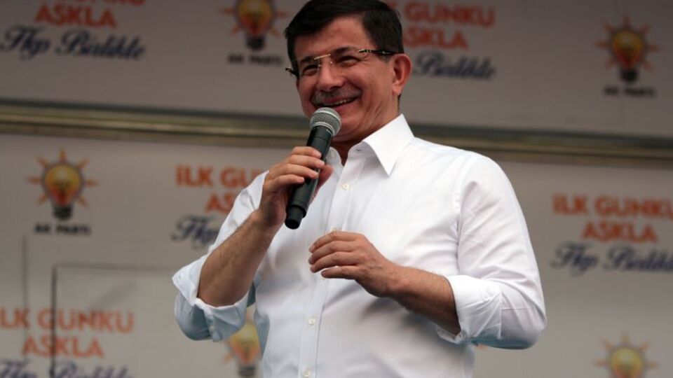 "Bahçeli'ye birisinin evet demesini öğretmesi gerek..."