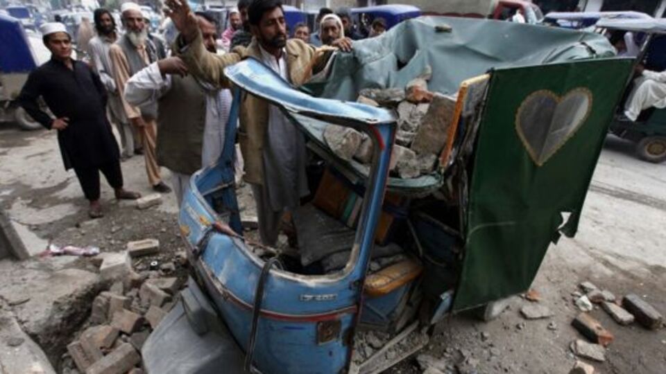 Afganistan'da 7.7'lik deprem!