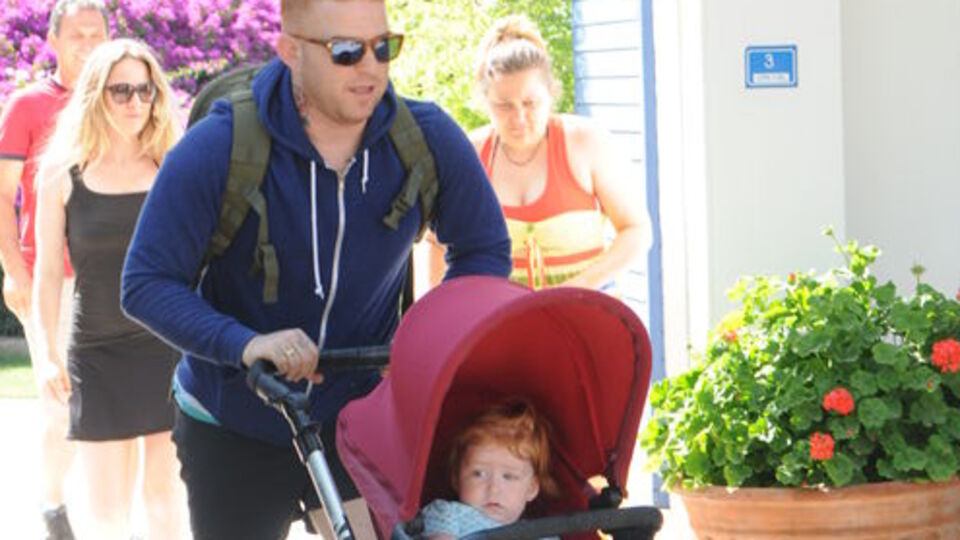 İkiz babası oluyor!