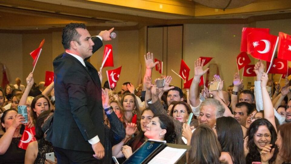 Amerika'da Ferhat Göçer coşkusu