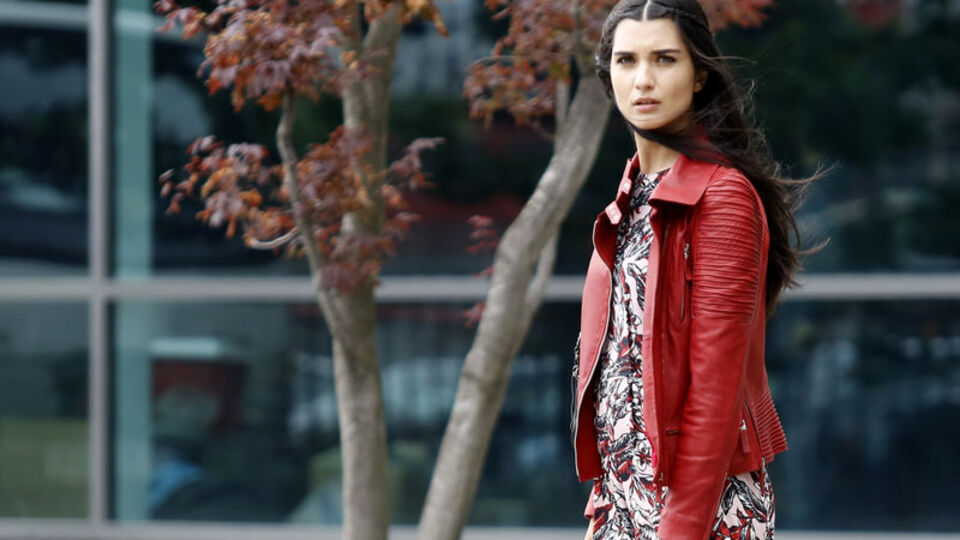 Tuba Büyüküstün'den güzel haber