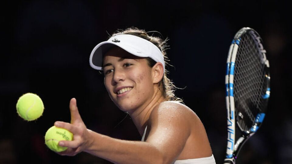 Kvitova ve Muguruza galip!