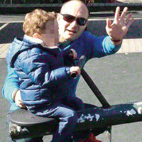 Bir gözünü kaybetti