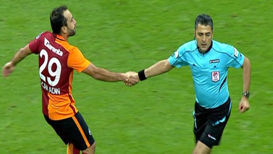 Alkışlar Olcan Adın'a