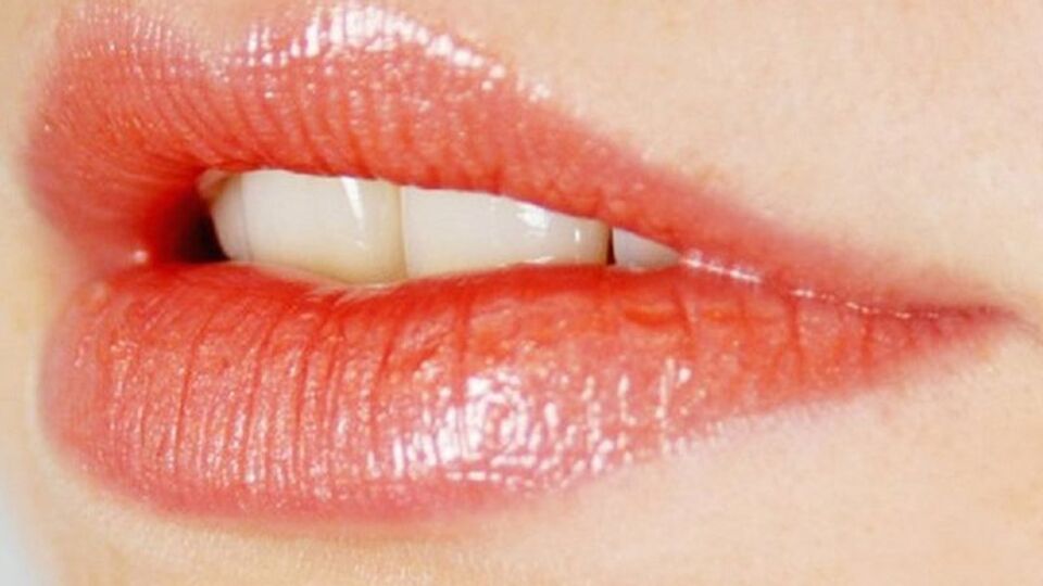 İnce dudaklar dezavantaj mı?
