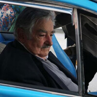 Mujica: Siyaset para biriktirmek için değildir