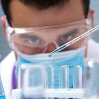 Kanser tedavisinde mikroskobik "el bombaları"