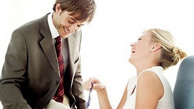 İşte karşınızda ofis romantiği