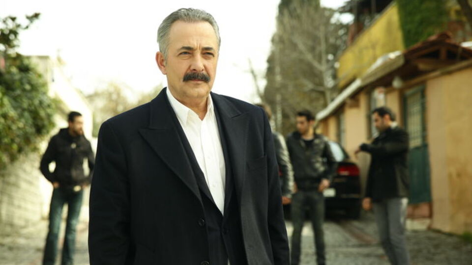Vazgeçti!