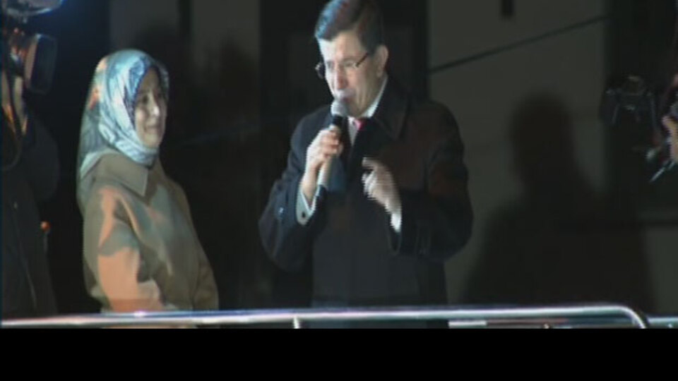 Davutoğlu: Bugün tevazu günü, Allah utandırmasın