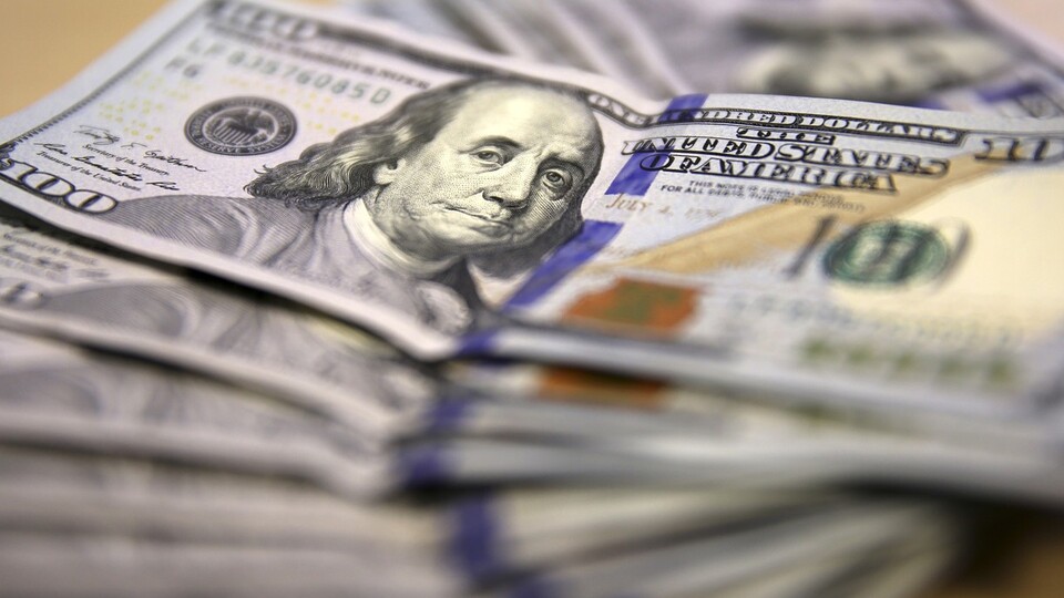 Dolar Asya piyasalarında çakıldı!