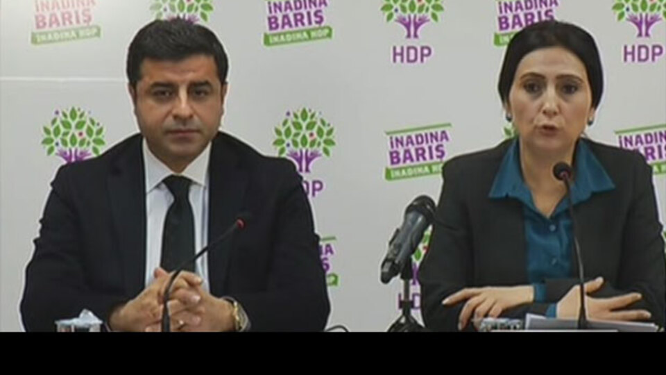 "Hükümetin her doğru işinin yanında olacağız"