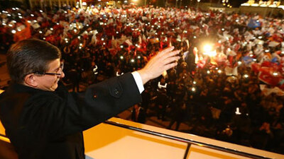 Balkondan birleştirici mesajlar