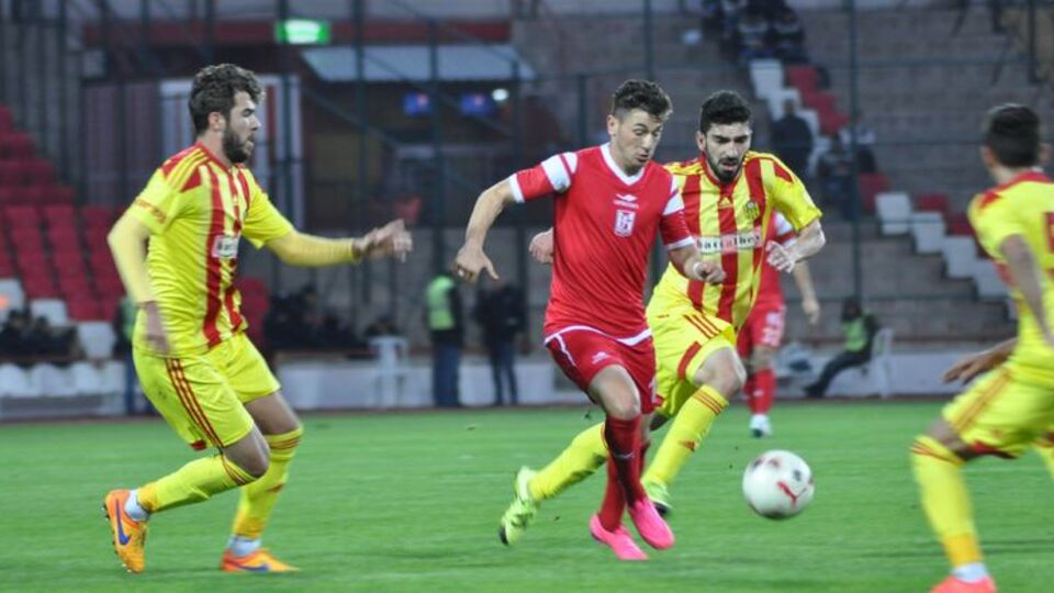 Yeni Malatya'da 4 kadro dışı