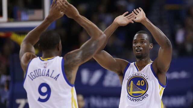 Warriors'tan 50 sayı fark