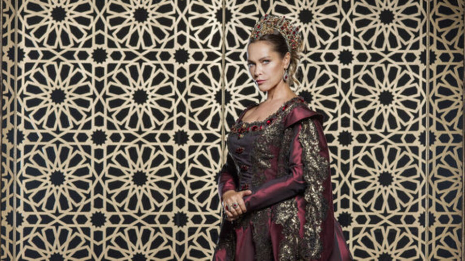 'Dekoltemi açın' dedi mi?