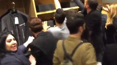 Lüks marka 'yağma'landı