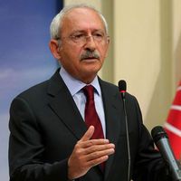 Rakip adaylar için ilk yorum...