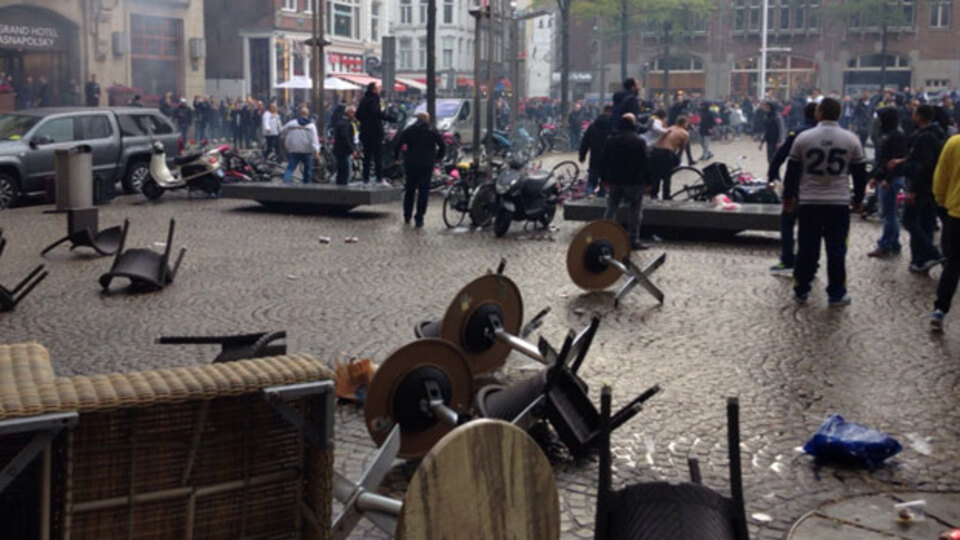 Hollanda'da ortalık karıştı