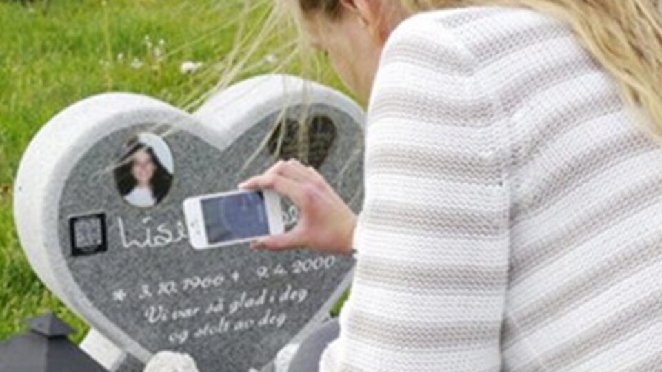 Mezar taşlarında barkod!