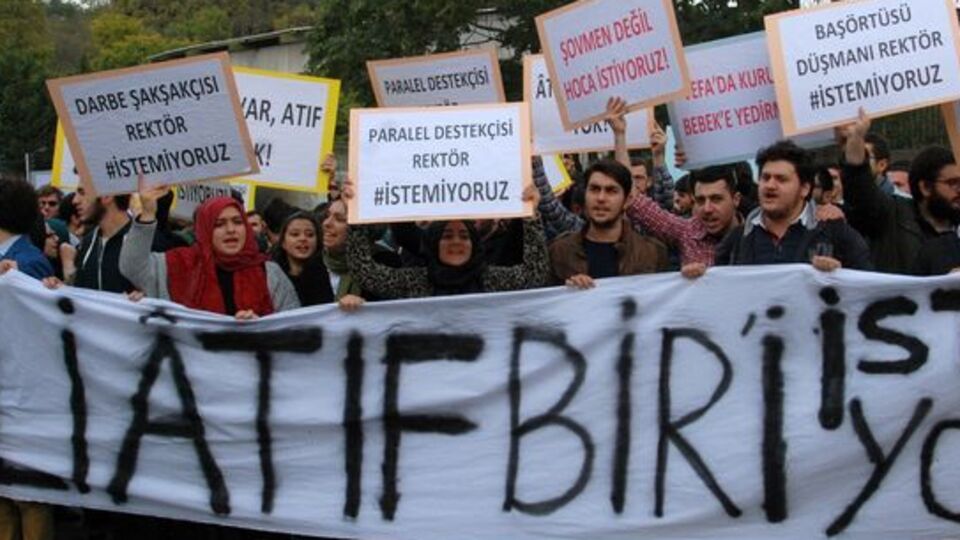 "Müjde"yi Twitter'dan duyurdu