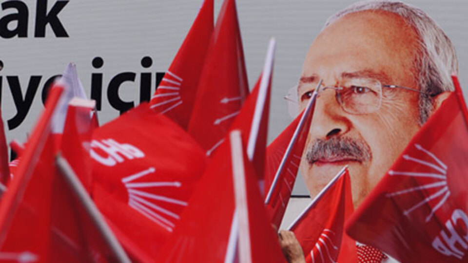 CHP'de parti içi muhalefetin ilk hedefi "A takımı"