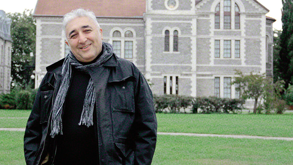 'Kaba erkeğe tapan kadın modası geçiyor