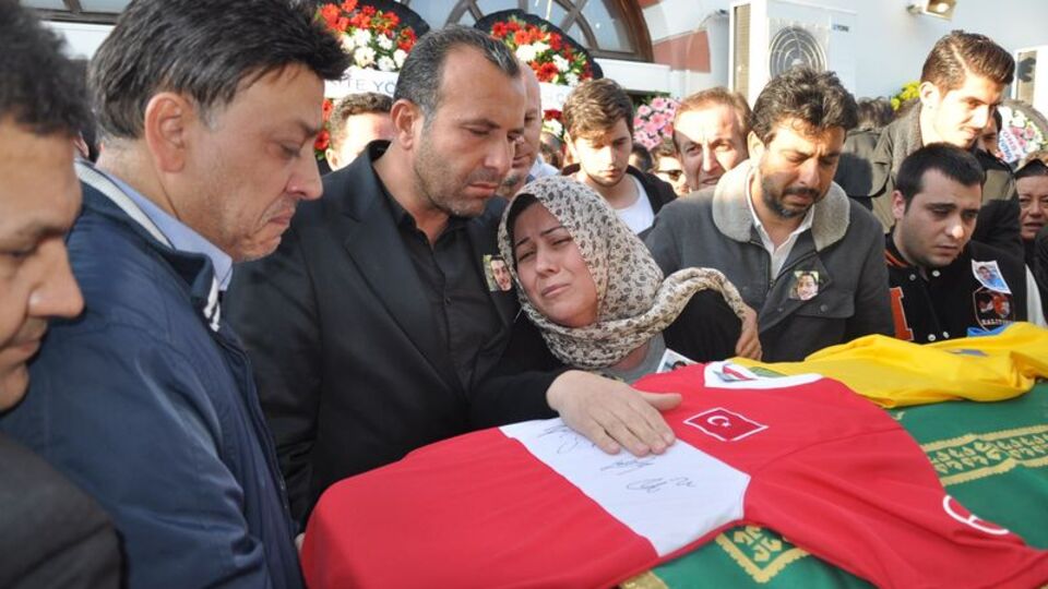 Ayberk son yolculuğuna uğurlandı!