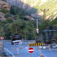 Mardin'de bombalı saldırı!