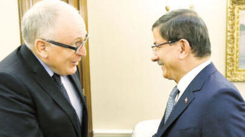 Davutoğlu'ndan AB'ye çağrı: Yeni başlıklar açılsın