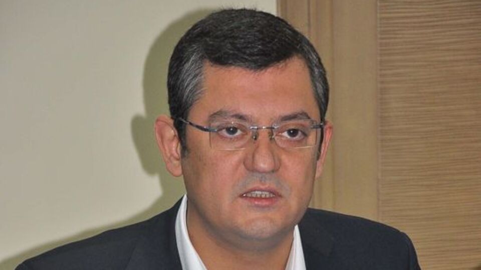 CHP'li Özel o isimlerle görüştü