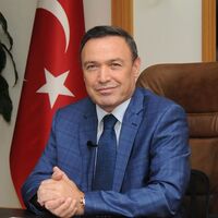 Akdeniz Üniversitesi rektörü görevden alındı