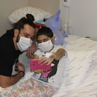 Manço’dan hasta çocuklara destek