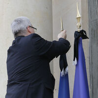 Fransa Cumhurbaşkanı Hollande: Saldırıları IŞİD düzenledi