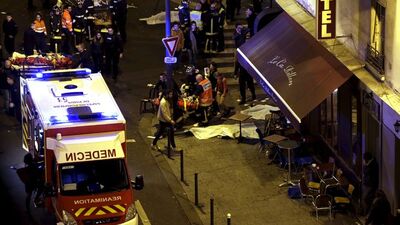 Paris'te sadece konser alanında 100 ölü var