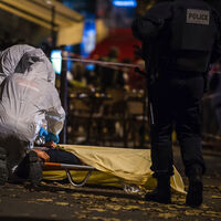 Paris saldırganlarından birinin ismi belirlendi