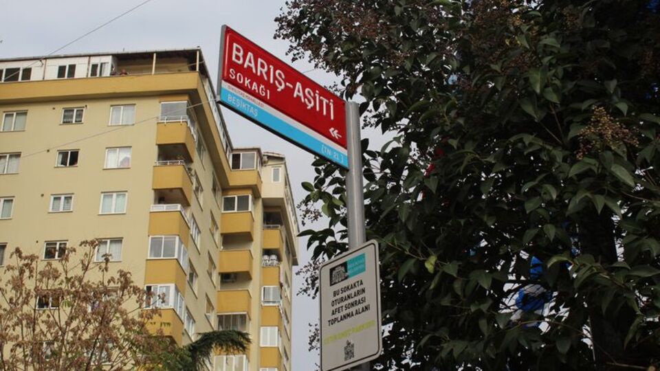 Beşiktaşta'ki Barış Sokağı'nın ismi değişti