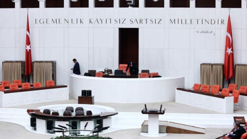 Vekiller yemin etti! İşte yeni dönemin şifreleri...