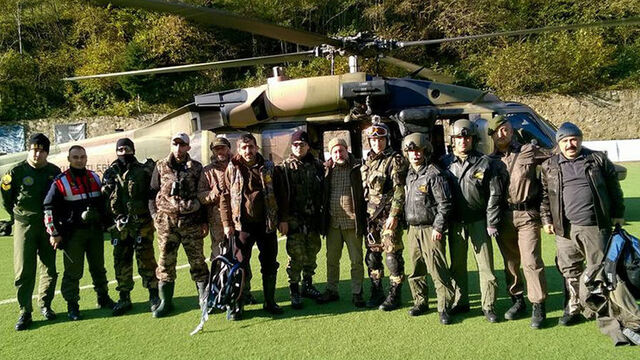Avcıları yayladan Sikorsky kurtardı