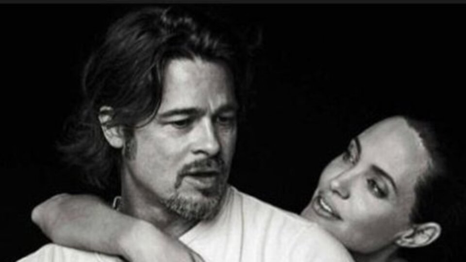 Brad Pitt ve Angelina Jolie'den çok özel pozlar