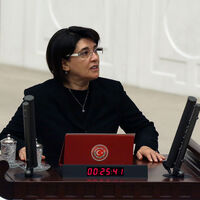 Leyla Zana maaş alabilecek mi?